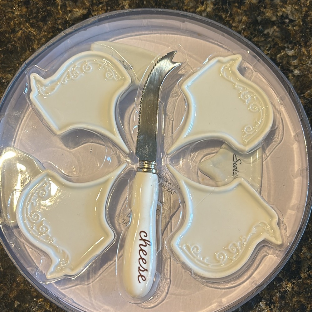 Artesa Cheese Markers with Knife Set bonus 3 additional cheese markers